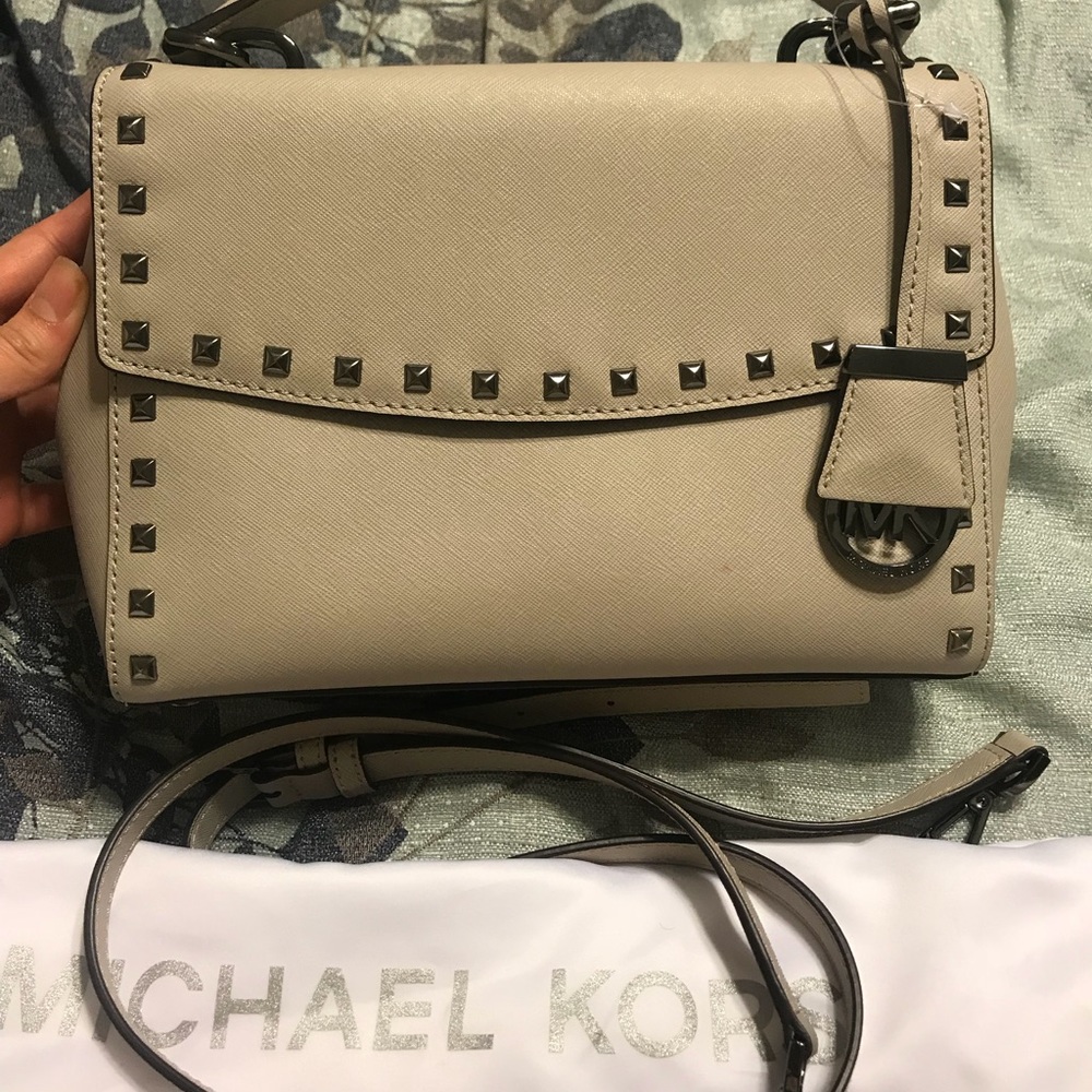 Michael Kors Women Crossbody Bag